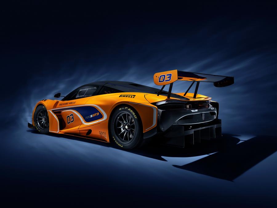  McLaren 720S GT3 2019 года  (фото 5 из 16)